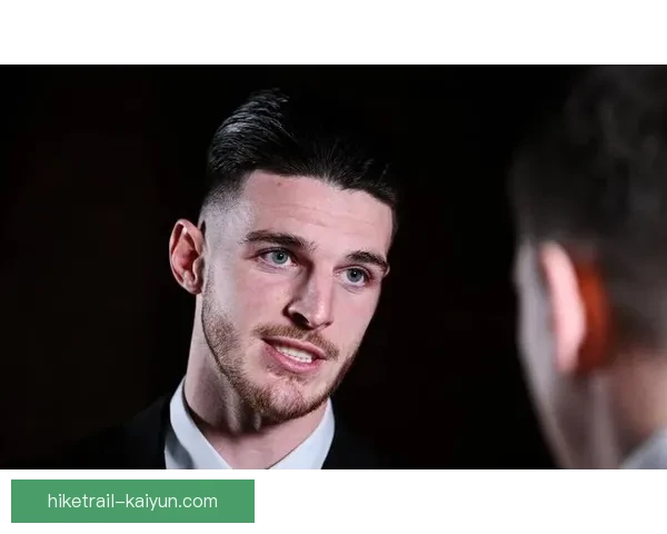 赖斯职业态度备受关注，展现出持续提升的表现和敬业精神。